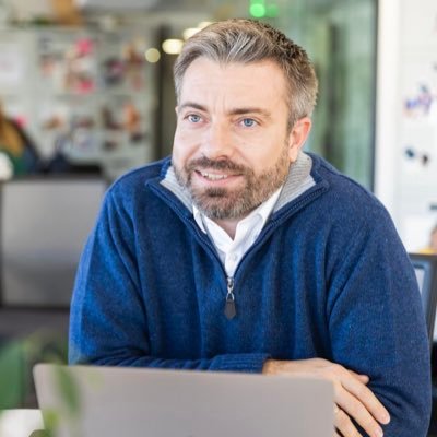Directeur conseil #cominterne #événementiel #expérience_collaborateur #stratégie #Startwithpeople @SagarmathaTeam