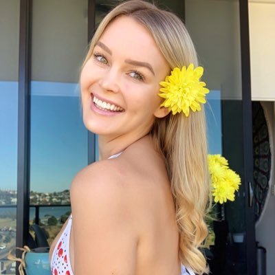 🌻🇦🇺 Aussie Hottie who likes to travel & get naked. Currently in Argentina 🇦🇷 🔞https://t.co/iLDnMPtR0g 📸 https://t.co/Yo2gYiw5UR 💕