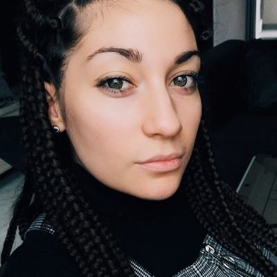 martine_carton's profile picture. Jeune cigogne en blouse blanche 👶🏩