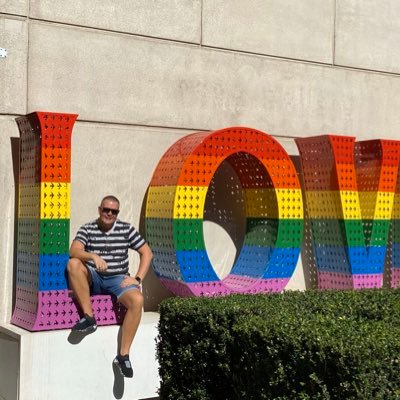 18+ only love gay sex 👬travel and have fun! ✈️🚂🚘🚢🌍🌈