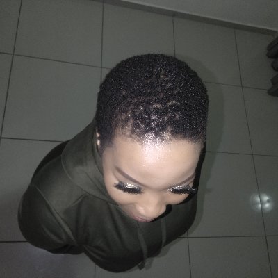 lindie_zwane's profile picture. Laugh while bleeding 😉 was a person