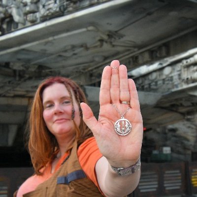 Mother, daughter, wife. Theatre nerd, Disney fan, Star Wars freak, geek. She/her. Bi Pride. #StopAsianHate BLM. Optimistic, doing the best I can. #Gally1 staff