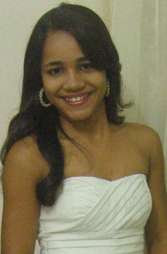 Sou como você me vê. Posso ser leve como uma brisa ou forte como uma ventania, depende de quando e como você me vê passar. (Clarice Lispector)