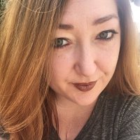 Julie Bates (@juliewritesfic) 's Twitter Profile