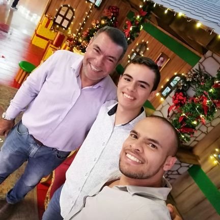 HumbertoPatern's profile picture. Administrador de Empresas