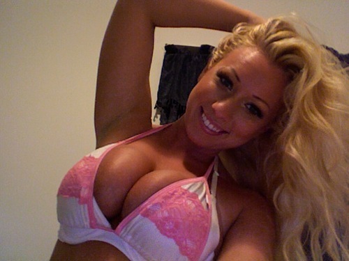 _iamjennashea's profile picture. Did some magazines/videos/porn just known out here 34d -24-41 host ft dancer mermaid,pro cuddler,german irish polish Bookingjennapornstar@gmail.com