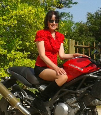 SandraCharcel's profile picture. Chanteuse, auteur, compositeur, interprète ( Sociétaire Sacem ) et figurante Cinéma, J'ai tourné dans le film : "Stars 80" en 2011...
Que de souvenirs !!!