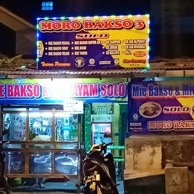 sedia mie bakso dan mie ayam.di jl karawitan no 23,turangga,bandung.
gofood
grabfood