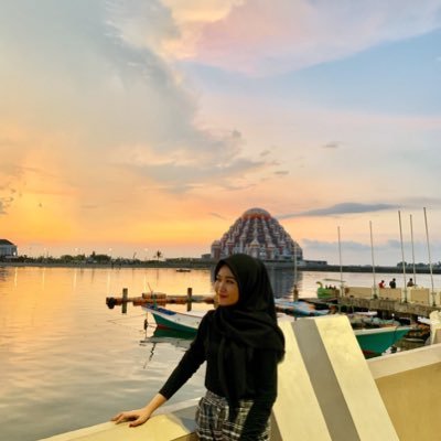 karmeli01096253's profile picture. suka aing