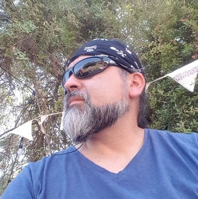 jotaceperez's profile picture. Feliz con mi mujer e hijos (1 TEA) - South Park / Mr. Pickles Fan - Hincha de la gloriosa U de Chile - Si me viene con injusticias sociales lo meo ! APRUEBO+CC