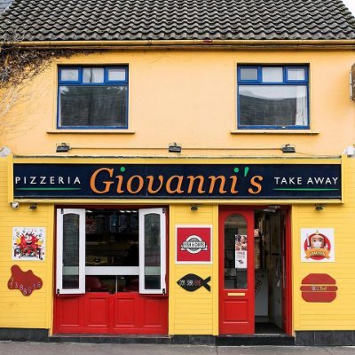 Giovanni's Take Away is located on Main Street in Oranmore.This delightful Italian Take Away serves Fish and Chips, Burgers, Kebabs and Italian Pizzas.