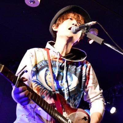 バンド「FANSY（ファンシー)@FANSY_Tokyo 」のVo.菊地拓郎です- 元メルヘンベリー。YouTube公式チャンネル→https://t.co/dew43ex9Ut