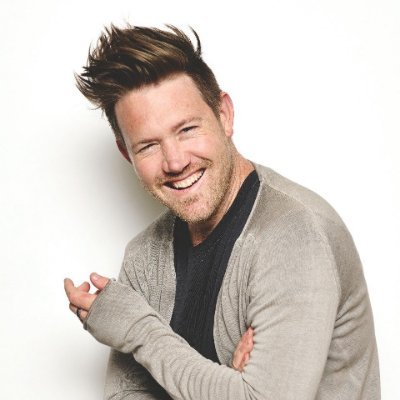 The one and only official twitter account for composer, lyricist and performer, Eddie Perfect.