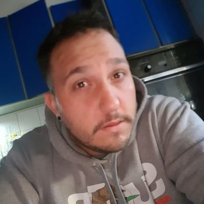 JonathanLlavona's profile picture. 