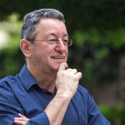Repórter no Intercept. Autor de O Reino - a história de Edir Macedo e uma radiografia da Igreja Universal (Cia das Letras)