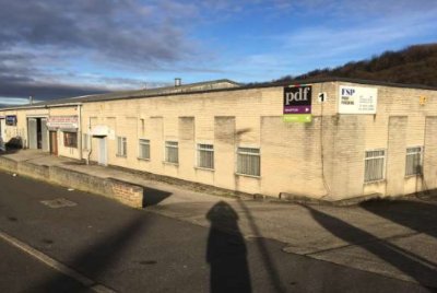 Sheffield Training Centre offering Accredited courses in Motor Vehicle/Bike Repair for the unemployed. Supporting adults to gain skills, Qualifications & work.