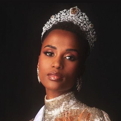 SnempumeleloEn3's profile picture. - Miss Universe 2026. | Poet |