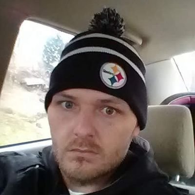 I'm an easy going guy that stays to himself. I'm very loyal and protective over the people I love. Fake doesn't appeal to me! Keep it real or stay away from me!