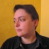 Consultora de grandes plataformas de comercio electrónico. Autora de
