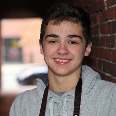 jt_sallese's profile picture. LSRHS Photographer
🚜🍎