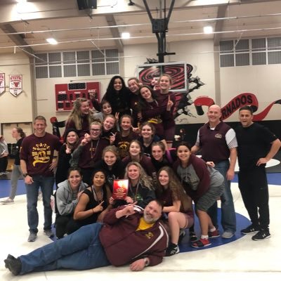 WRHS Girls Wrestling Team 🐝 #hornetstrong