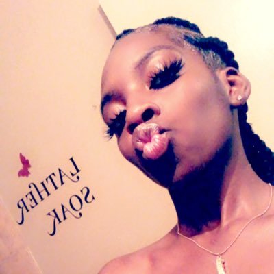 living my best life 🤟🏽 #MinnieMommy #JuicyMommy