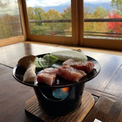 世界はスイーツと酒と富士山でできている HLLSPD