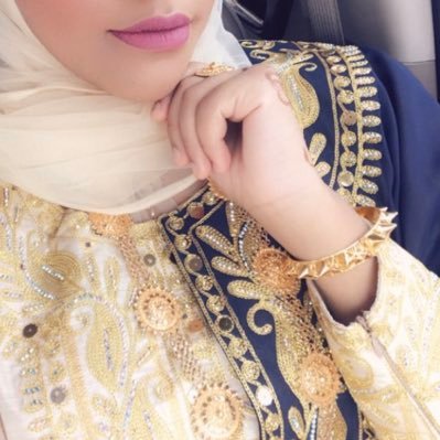 AsmaDhabouni's profile picture. انـا البسيط . . اللي يـدور رضـى الله واخر ما افكر فيه كيف ارضي الناس