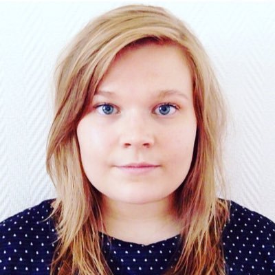 #CommunityManager @AG2RLAMONDIALE | Je tweete #SocialMedia, sensible à l'#ecologie 🌍, passionnée de #cuisine 👩🍳 et de #manga 🦸♀️