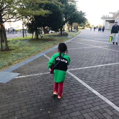 職業サッカーコーチ（幼児〜U-12） 趣味 ファミリーキャンプ /東京ヴェルディ/サカナクション