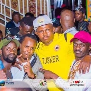 Moustah's profile picture. Was born intelligent but education spoilt me