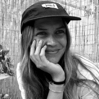 JRegardh's profile picture. Creative, Designer, Visual Artist. Sustainability advocate. Yoga student. Queen of side projects.