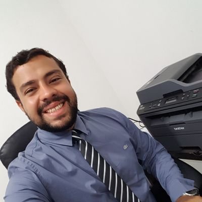 Cacerense❤️, Vascaíno 💢, esportista, novo concurseiro e advogado.
De tudo um pouco e umas nóia no meio 😊