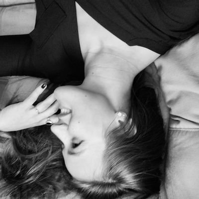 amandarose0923's profile picture. Somethings aren’t meant be understood 🤟🏼