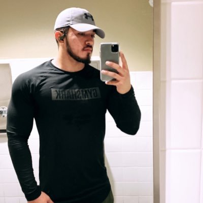 danielmcs0's profile picture. Isabel 💛