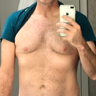 Travelin’ closeted, bi, married (to woman), masculine, neg btm for Toxic POZ or Full Blown TOPs (Gifters) 🇺🇸🇬🇧🇫🇷🇮🇪🇮🇹🇳🇱🇵🇸🇲🇽🇪🇸 #BBBH #neg4poz