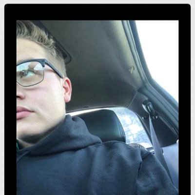 Here’s my lame profile, I never use Twitter anymore😅