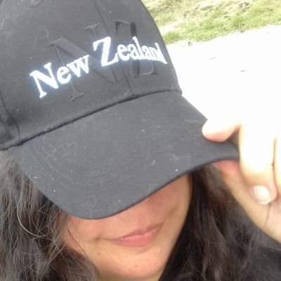 Ciudadanías🇮🇹 en @ciudadanias_it
 Amo la música🎸🎶 El viaje de avantrip a NZ 🇳🇿 ❤me cambió la vida. Dinamera. Gratitud a la comunidad viajera  🛫🤘🏼🎵🥝⚖️