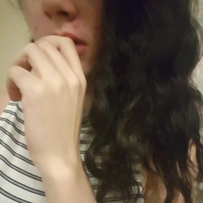 BangtanTrashxo's profile picture. How can I survive all these comebacks?¿? 
My lovely bro @xixiy0 ❤❤