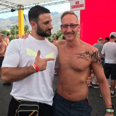 Hank Rouse (Coach Hank) Lover of Life, Fitness Expert, Gut Buster, Goal Buster #ChicagoGay #Pride #Survivor #SoonToBeDogDad
