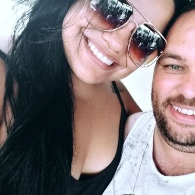 Carolpelinsari's profile picture. seja como flor 🌵🌻