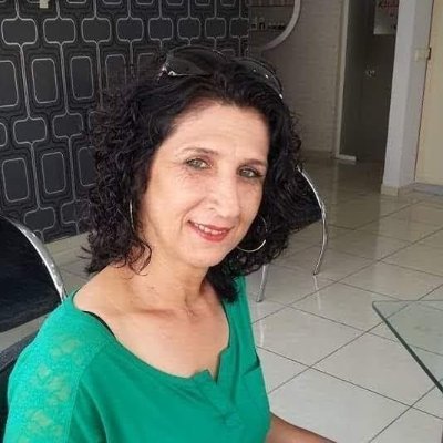 SophiaDonald18's profile picture. Charity project.