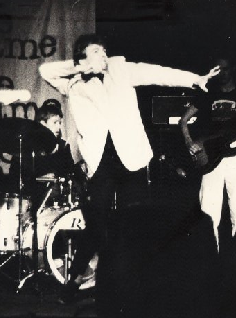 dillonsc's profile picture. Singer/songwriter, music  & jam2jam generative media performance systems researcher.