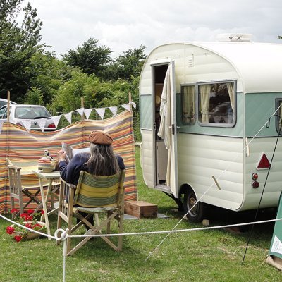 An award winning, traditional, family run site close to some of the South Coast’s best sandy beaches, Chichester Harbour and the South Downs National Park.