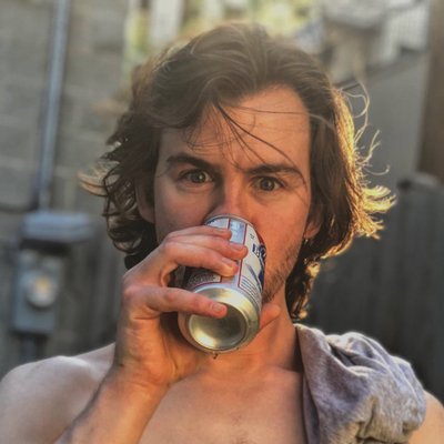 maxfitzparody's profile picture. 