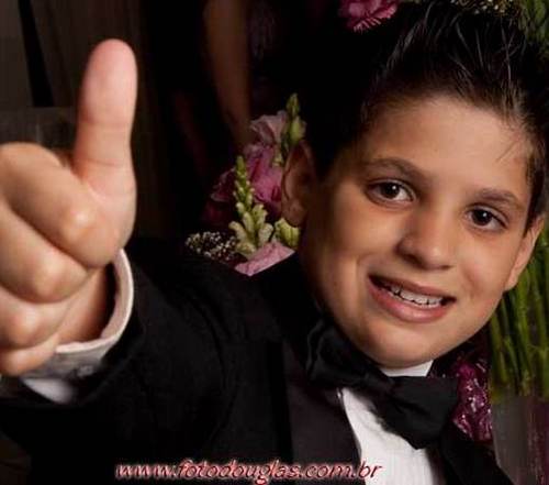 Daviandrade_'s profile picture. Sou difícil,chato,besta e foi minha irmã que escreveu isso.