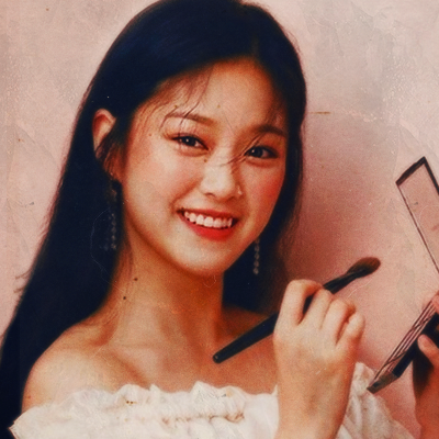 Bem-vindos a primeira fanbase dedicada a Kim Hyunjin, integrante do girlgroup sul-coreano LOONA (이달의 소녀)! ♡