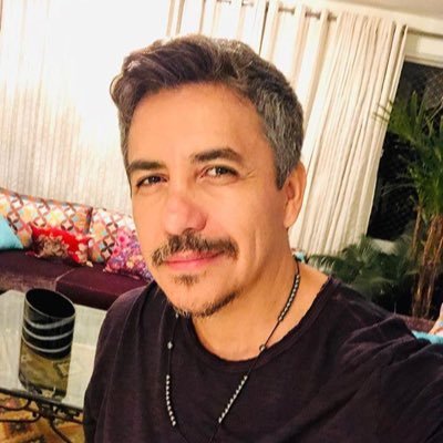 Alain98585572's profile picture. Calme gentil souriant et respectueux 😘