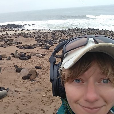 Freshly out of a PhD in bioacoustics & behavioural ecology of seabirds and marine mammals & looking for a gig. she/they 🏳️‍🌈 BLM @a_osiecka@mstdn.science