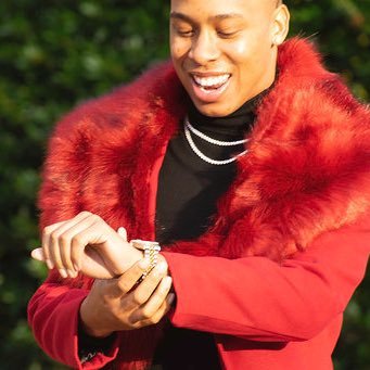 FirstClass_Ken's profile picture. The Godson of R&B Diva & SUPERWOMAN @TheLilMOShow --Changing The World One Smile At A Time. |John 3:16:|